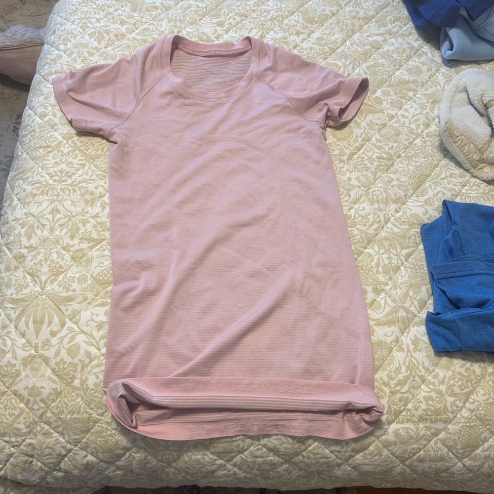 Lululemon Athletica Light Pink Short Sleeve Tee